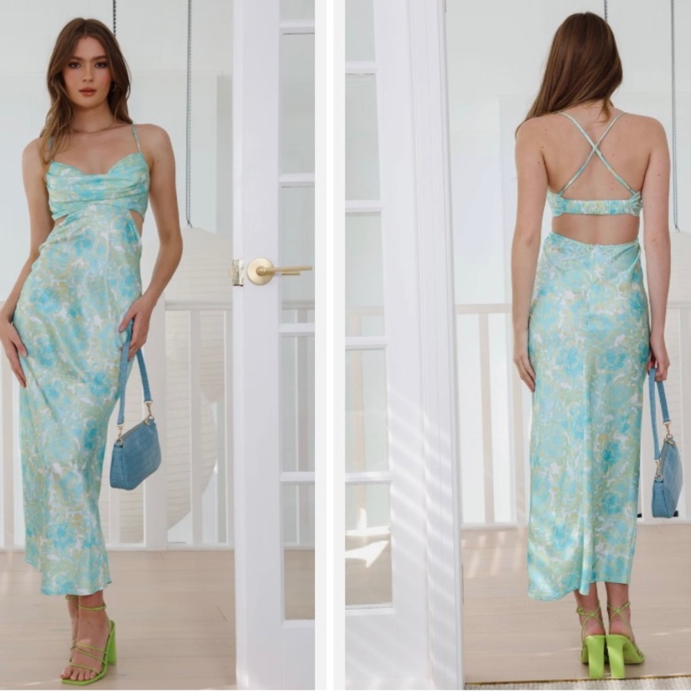 BRAND NEW HELLO MOLLY DRESS